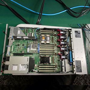 เซิร์ฟเวอร์แร็ค 1U รุ่น High Performance DL360 Gen10 10SFF พร้อมหน่วยประมวลผล Intel Xeon Silver 4110 หน่วยความจำ 32GB ตัวควบคุม PERC P816i-a พาวเวอร์ซัพพลายแบบ Platinum 2*1600W รับประกัน 3 ปี - Product Image 6