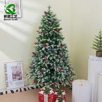 Hoogwaardige Kerstbomen Met Gepersonaliseerde Dennenappels Rood Fruit Display Direct Verkoop Etalage Winkelcentrum Decoraties
