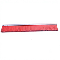 Brosse industrielle en fil d'acier PP rouge pour machine à briques, avec manche en fer et acier inoxydable, longueur de poils personnalisable pour le nettoyage
