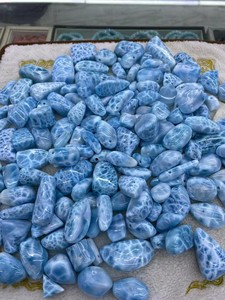 Pierre brute de Larimar de la République Dominicaine, spécimen minéral brut, prix d'usine, vente en gros pour exportateurs - Product Image 1