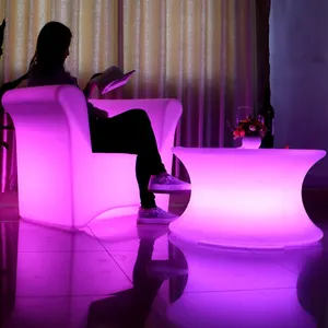 Giardino esterno RGB plastica bianca sotto telaio sezione curva divano mobili soggiorno divano divano divano
