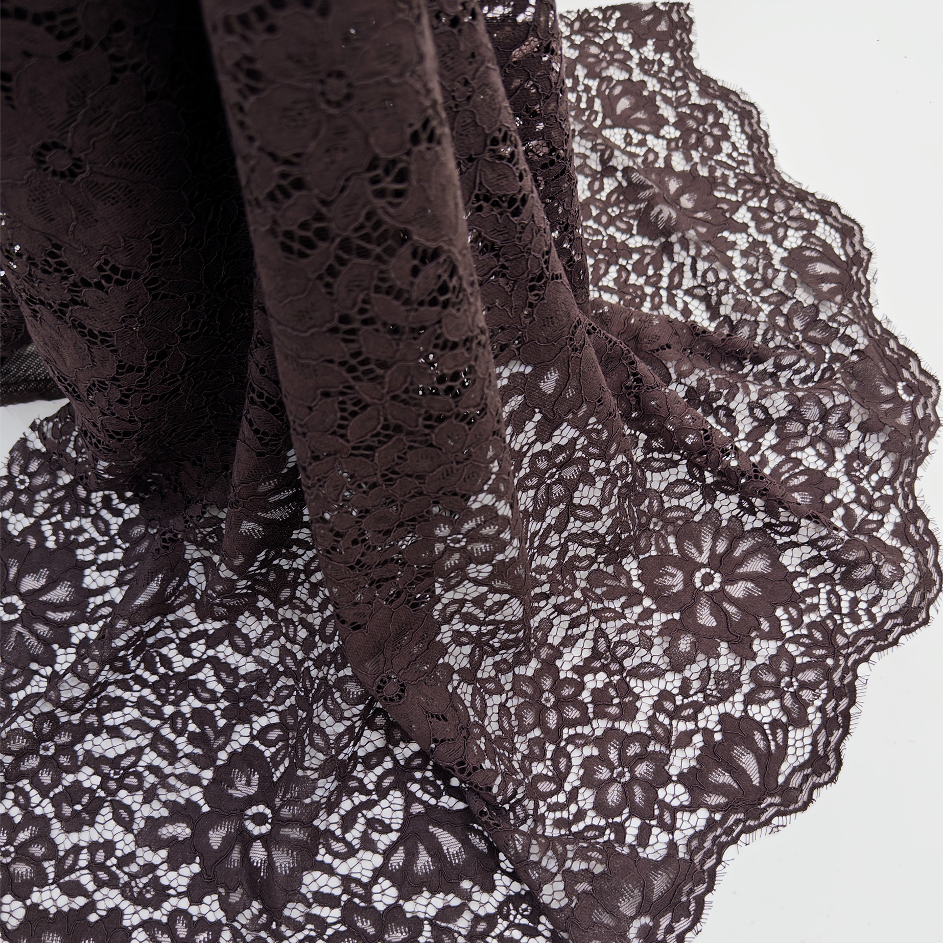 YY New Fashion Floral Nylon Cotton Lace Fabric Rayon Eco-friendly Luxury French Lace Fabric for Evening Gowns & Couture Making