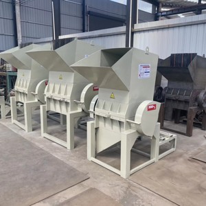 Máquina de Moldeo por Soplado para Botellas de PET, Trituradora de Plástico para Reciclaje, Granuladora, Fabricación de Carcasas para Teléfonos - Product Image 5