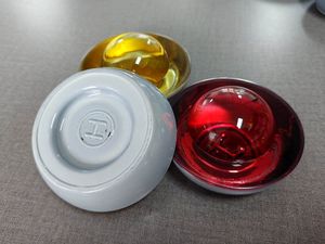 Дорожные светоотражатели CE Glass Cat Eye |   Дорожные маркеры из закаленного стекла 10 см с ретрорефлекторным покрытием для долговечной безопасности дорожного движения, популярная модель в Алжире - Product Image 3