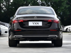 Voiture neuve 2025 <span class=keywords><strong>Mercedes</strong></span> <span class=keywords><strong>Classe</strong></span> <span class=keywords><strong>E</strong></span> <span class=keywords><strong>E</strong></span> 300L 2.0T 48V <span class=keywords><strong>Hybride</strong></span> Véhicule neuf Voiture de luxe à <span class=keywords><strong>essence</strong></span> pour adultes Berline en stock - Product Image 3
