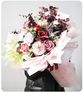 Papier de fleur imperméable en forme de coeur doux Offre Spéciale Bouquet de fête des mères Tanabata papier d'emballage personnalisé en <span class=keywords><strong>film</strong></span> de gelée finition mate - Product Image 2