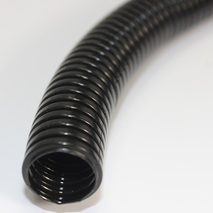 สายไฟฟ้าสีดำแบบมีโครงสร้างลอน ป้องกันน้ำและฝุ่นระดับ IP65 ทนไฟมาตรฐาน <span class=keywords><strong>UL94</strong></span> ผลิตจากไนลอนยืดหยุ่นสำหรับสายไฟ/สายเคเบิล - Product Image 3