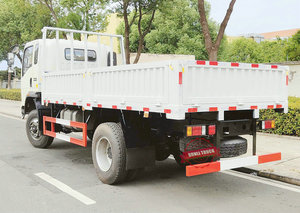 <span class=keywords><strong>Camion</strong></span> HOWO di alta qualità a trazione integrale <span class=keywords><strong>4x4</strong></span> fuoristrada con pianale ribassato da 8-10 tonnellate in vendita - Product Image 5