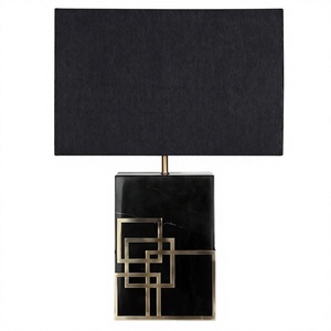 Lampe de table moderne en marbre avec design géométrique doré, abat-jour rectangulaire en tissu, E27 LED, commande par interrupteur, lumière décorative pour chambre à coucher - Product Image 1