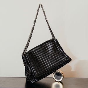 Nouveau sac à bandoulière rétro tissé sur mesure pour femme, grand format, vente en gros OEM 2026 - Product Image 5
