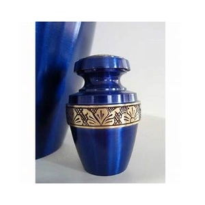 Venta caliente de alta calidad hecho a mano listo para enviar recuerdo de cremación de latón para restos humanos - Product Image 2