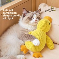 Bestseller : Jouet pour chat en peluche canard couineur avec herbe à chat, résistant à la mastication, apaisant, pour usage intérieur