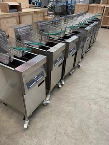 Freidora Comercial de Acero Inoxidable de 21.5L con Elevación Automática, Tanque Único, Control por Microcomputadora, Eléctrica/a Gas, con Sistema de Filtro Integrado para Frituras - Product Image 2