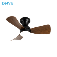 Ventilateur de plafond intelligent à télécommande moderne de luxe pour salon avec 3 pales droites de 28 pouces et lumière LED classique