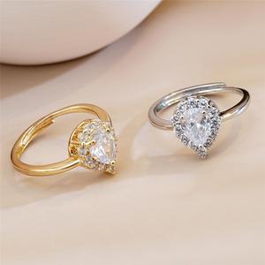 Anello aperto a forma di goccia d'acqua, gioiello da donna dal design classico per l'uso quotidiano - Product Image 6