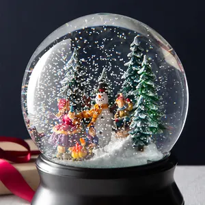 Cadeaux de décoration de globe de neige de noël, globe d'eau de pingouin, conception de globe de neige de bonhomme de neige pour noël