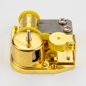 Boîte à musique de luxe dorée à 18 notes - Product Image 4