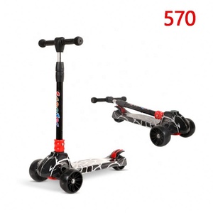 Regalo para niños tres <span class=keywords><strong>ruedas</strong></span> de PU <span class=keywords><strong>scooter</strong></span> para niños plegable <span class=keywords><strong>Maxi</strong></span> kick <span class=keywords><strong>scooter</strong></span> - Product Image 6