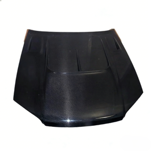 Capot ventilé en fibre de carbone pour Nissan Skyline R34 GTT - Product Image 1