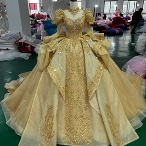 XS270 Vestido de Quinceañera Moderno Dorado con Mangas Largas, Cuello Alto y Perlas, Vestidos de Novia Estilo Imperio para Fiesta - Product Image 1
