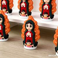 Ornements de Pâques populaires 2026 : Décorations de bureau en plastique, mignonnes poupées gothiques de dessin animé