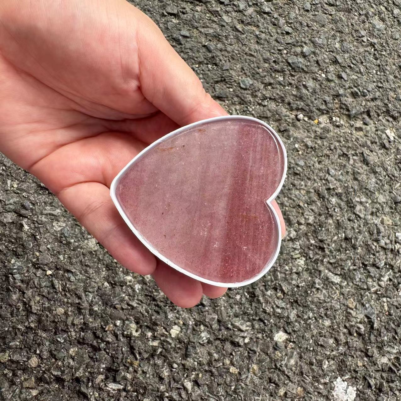 Starwberry quartz-heart shape