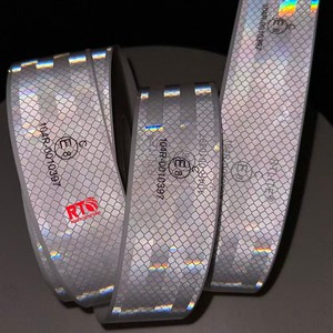 Ruban Réfléchissant Jaune de Sécurité Prisme Micro-Diamant de Qualité Accessoire Automobile Avertissement pour Camion - Product Image 4