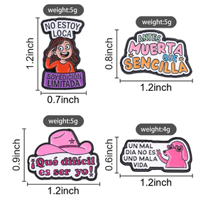 Broche en émail rose 'Antes Muerta Que Sencilla' (Je ne suis pas folle, c'est une édition limitée) - Bijou pour sac à dos et vêtements, badges - Product Image 1