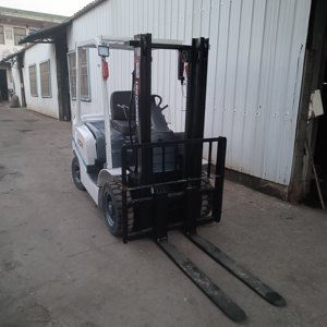 2024 Used Japanese TCM Diesel Forklift 3 Ton diesel Warehouse <b>Material</b> <b>Handling</b> Equipment 4×4 Forklift Stacker Work Platforms - Product Image 5