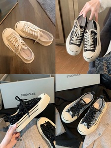 รองเท้าผ้าใบผู้ชาย Veca รุ่นสปอร์ต ทรงเตี้ย บุผ้าฝ้าย ป้องกันคราบสกปรก สไตล์คลาสสิก ลำลอง สีดำขาว ใส่ได้ทุกฤดู - Product Image 2