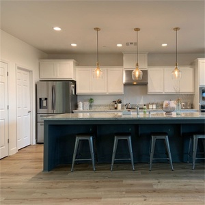 Unilin-revestimiento UV <span class=keywords><strong>para</strong></span> suelos <span class=keywords><strong>de</strong></span> vinilo <span class=keywords><strong>de</strong></span> PVC, el mejor rendimiento, puerta a puerta, 4mm, 5mm, 6mm, Europa y América del Norte - Product Image 2