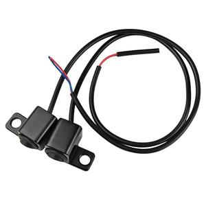 Accesorios para sistemas de carrocería de motocicleta: Interruptor de foco <span class=keywords><strong>grande</strong></span>, <span class=keywords><strong>espejo</strong></span> retrovisor, interruptor de dos velocidades ordinario para piezas de modificación. - Product Image 2