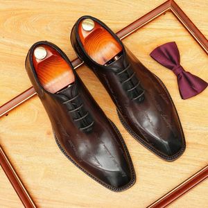 Nouvelles Chaussures Habillées en Cuir pour Hommes, Style Printemps-Été, à Bout Pointu, Tendance Décontractée, Idéales pour le Costume - Product Image 1