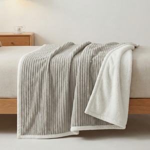 Manta de Franela Acanalada 3D para Glamping al Aire Libre, Cálida y Acogedora, para Campamentos, Tiendas de Lujo, Resorts, Picnics y Eventos - Product Image 1