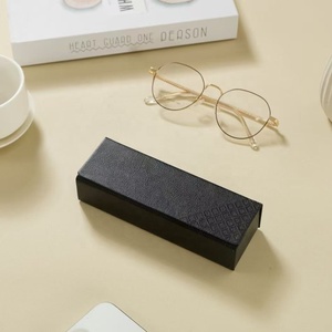 Boîte d'emballage pour <span class=keywords><strong>lunettes</strong></span>, logo personnalisé, <span class=keywords><strong>étui</strong></span> <span class=keywords><strong>à</strong></span> <span class=keywords><strong>lunettes</strong></span> en cuir PU et carton pour hommes, rangement portable, rectangulaire et élégant - Product Image 3