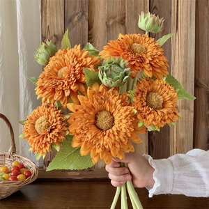 Bouquet rétro de fleurs artificielles Tournesol Ours en peluche viral pour la <span class=keywords><strong>d</strong></span>écoration du salon et de l'entrée en Chine - Product Image 1