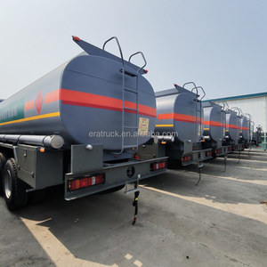 Nuovo <span class=keywords><strong>Autocisterna</strong></span> di Alta Qualità 6x4 da 20cbm 5000 Litri HOWO 380hp 450hp Manuale per Trasporto Benzina - Product Image 4