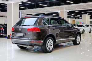 Guazi seconde main propre <span class=keywords><strong>2017</strong></span> Volkswagenn Touaregg 3.0L <span class=keywords><strong>à</strong></span> blanc conduite <span class=keywords><strong>à</strong></span> gauche voiture d'occasion <span class=keywords><strong>à</strong></span> <span class=keywords><strong>vendre</strong></span> en Chine prêt <span class=keywords><strong>à</strong></span> expédier - Product Image 4