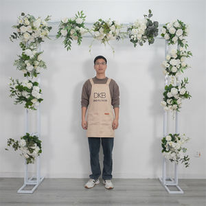 Fondo Floral 5D Enrollable de Tela, Rosas Artificiales de Seda, Fondo de Pared de Flores Verdes para Decoración de Bodas - Product Image 1