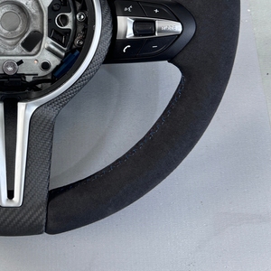 Volante in Alcantara per BMW F54 F46 F30 F10 F35 F22 F18 F07 F32 F80 E90 F32 F54 F46 F26 M4 M5 <span class=keywords><strong>M</strong></span> Sport - Product Image 4