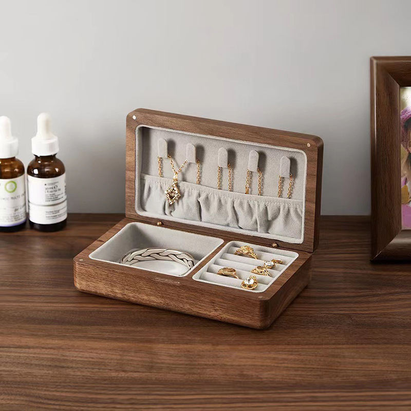 Walnut wood+gray flannel