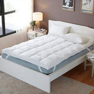<span class=keywords><strong>Surmatelas</strong></span> en tissu tricoté confortable de haute qualité 233TC rempli de plumes pour adultes Style uni à usage domestique-pour les hôpitaux - Product Image 1