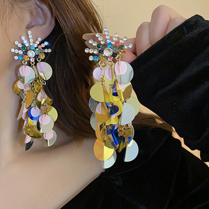 Pendientes de Moda con Flores Exquisitas, Varios Modelos, Venta Caliente 2026, Joyería de Moda para Mujer, Venta al Por Mayor - Product Image 1