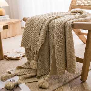 Couvertures nordiques pour <span class=keywords><strong>lit</strong></span> canapé canapé gros tricot <span class=keywords><strong>couvre</strong></span>-<span class=keywords><strong>lit</strong></span> tricoté jeter couverture avec gland couleur unie gaufré couverture <span class=keywords><strong>en</strong></span> relief - Product Image 5