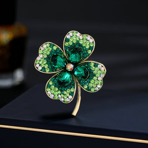 Broche de Flor de Vidro Luxuoso para Mulheres em Latão Banhado a Ouro 14K com Zircônia Cúbica - Cores Verde, Vermelho e Roxo, Presente para Festas e Casamentos - Product Image 3