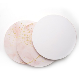 Base Redonda de MDF para Pastel, Personalizada, con Diseño de Mármol y Lámina Dorada, en Blanco, en Oferta - Product Image 6