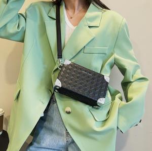 2023 borse a tracolla da donna all'ingrosso in fabbrica custodia rigida con lucchetto <span class=keywords><strong>messenger</strong></span>, mini custodia a tracolla da donna in pelle PU di nuovo design - Product Image 5