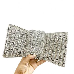 女性用リストレット ブライド イブニング クラッチバッグ パーティー プロム 結婚式用 - Product Image 2