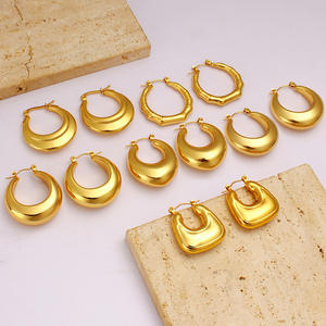 Vente en gros de bijoux fantaisie Boucles d'oreilles en <span class=keywords><strong>acier</strong></span> inoxydable plaqué or 18 carats Boucles d'oreilles tendance multistyles personnalisées pour femmes 2024 - Product Image 2