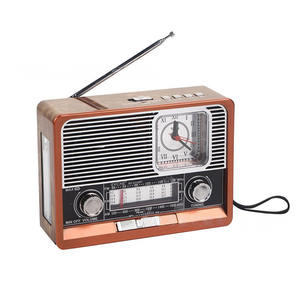 Radio Solar Portátil Retro de Emergencia con Bluetooth, Linterna LED de Madera, Reloj, USB/TF, Batería Recargable de 1200 mAh, para el Hogar, Viajes y Actividades al Aire Libre - Product Image 6